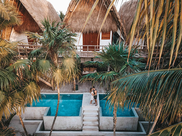 Foto HONEYMOON: EVERYTHING YOU NEED TO KNOW Foto HONEYMOON: EVERYTHING YOU NEED TO KNOW - Imagem 0